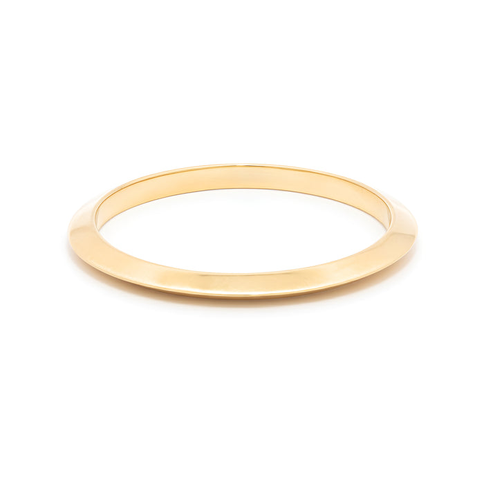 The Classic Solitaire, Knife Edge Band - Lab-Grown Diamond